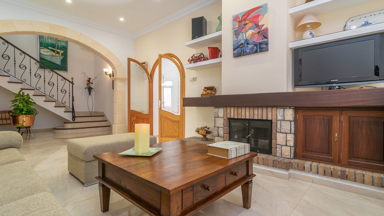 Photo of Livingroom in Ariany