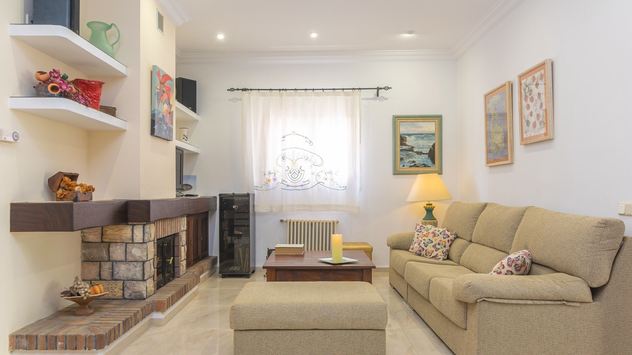 Photo of Livingroom in Ariany