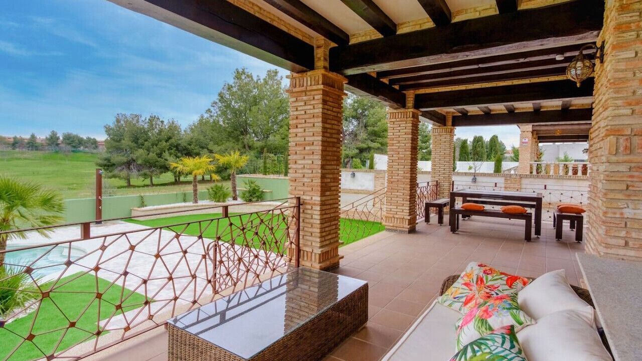 Photo of Outdoor in Layos