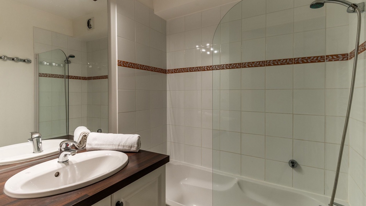 Photo of Bathroom in Paradou
