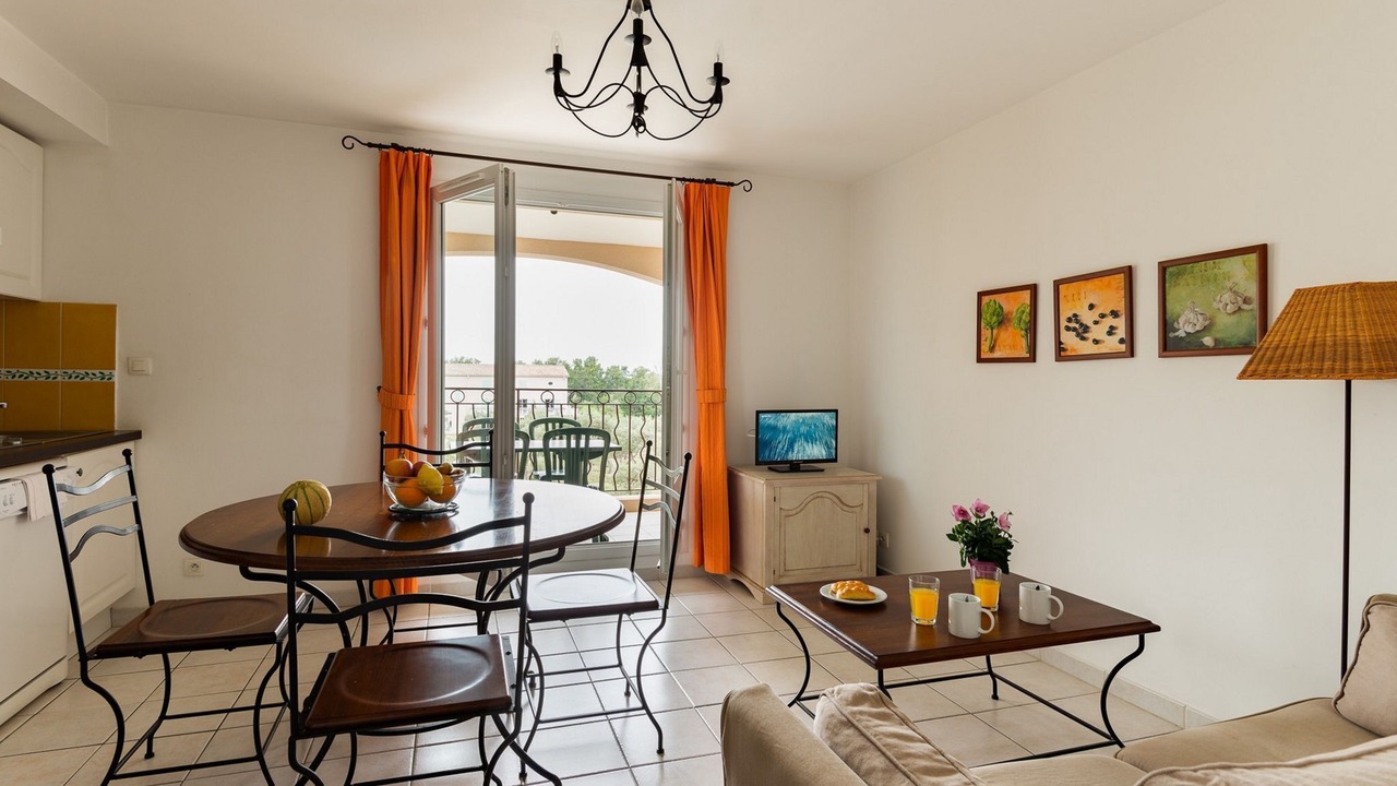 Photo of Livingroom in Paradou