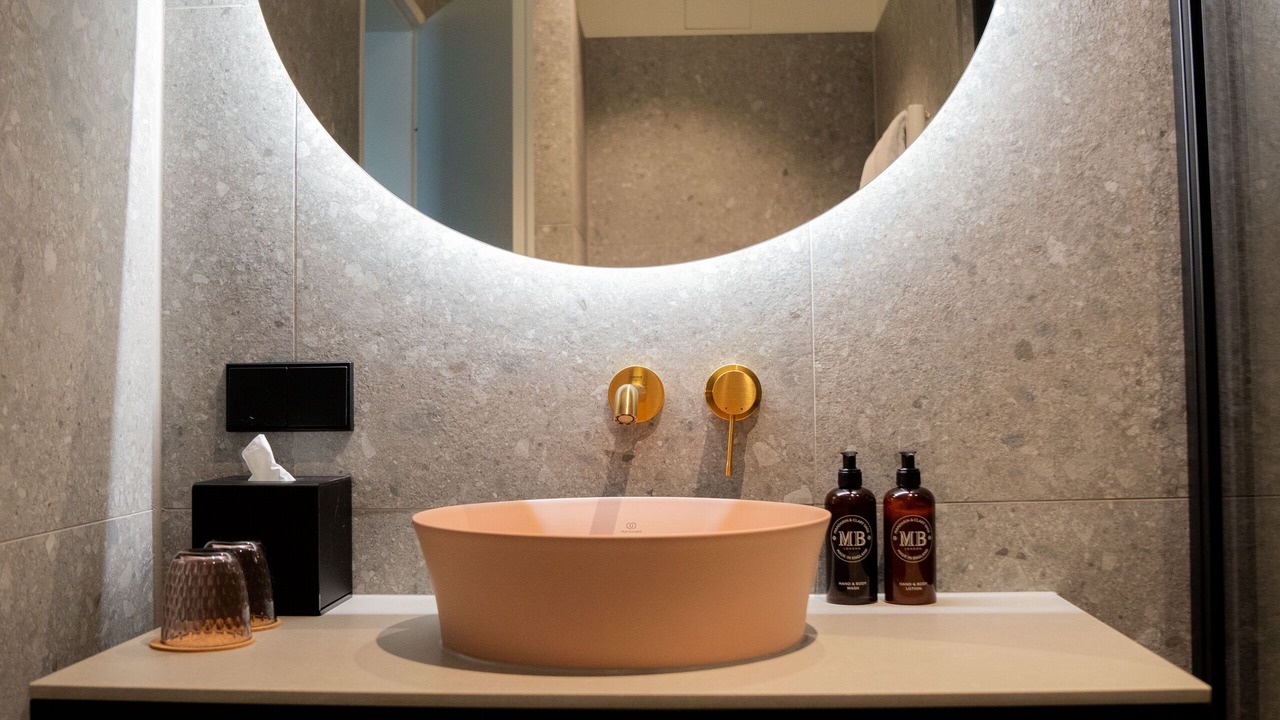 Photo of Bathroom in Lubeck City Centre