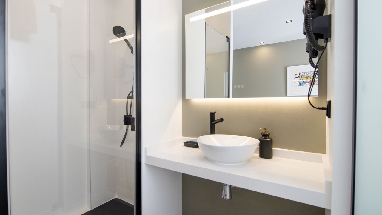 Photo of Bathroom in El Mercat