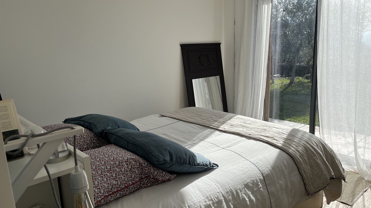 Photo of Bedroom in Eguilles