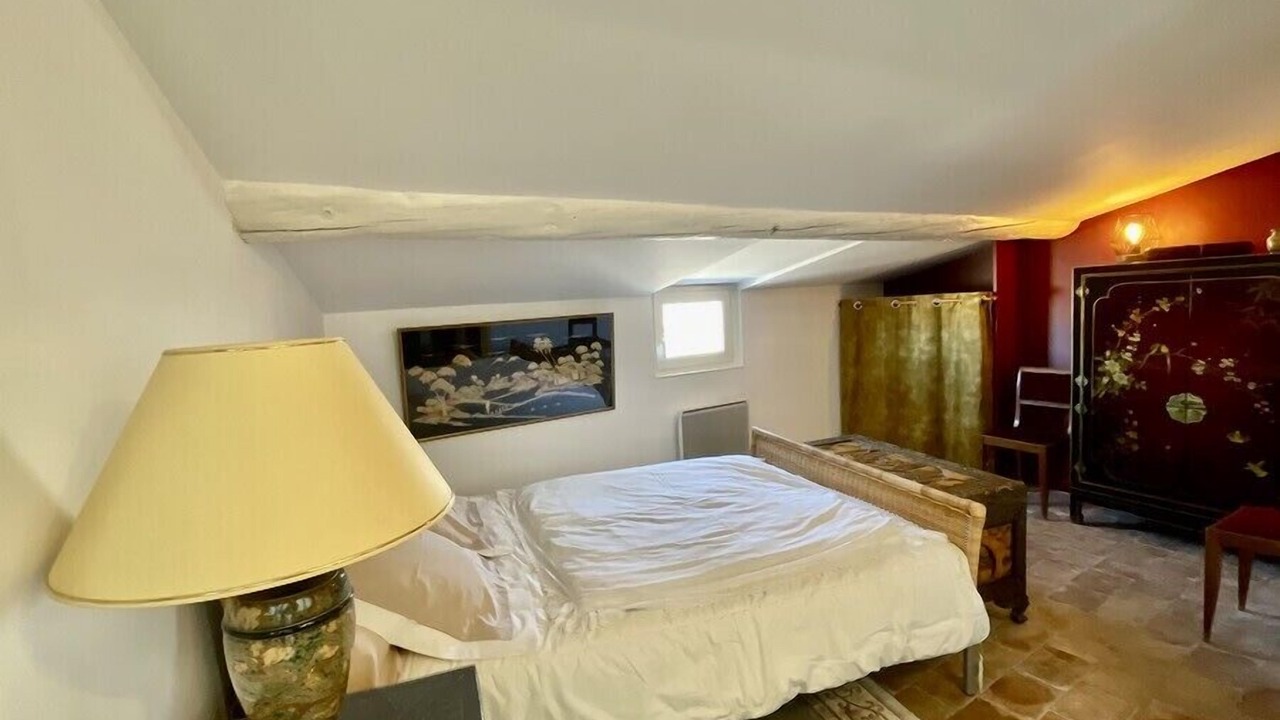 Photo of Bedroom in Lambesc