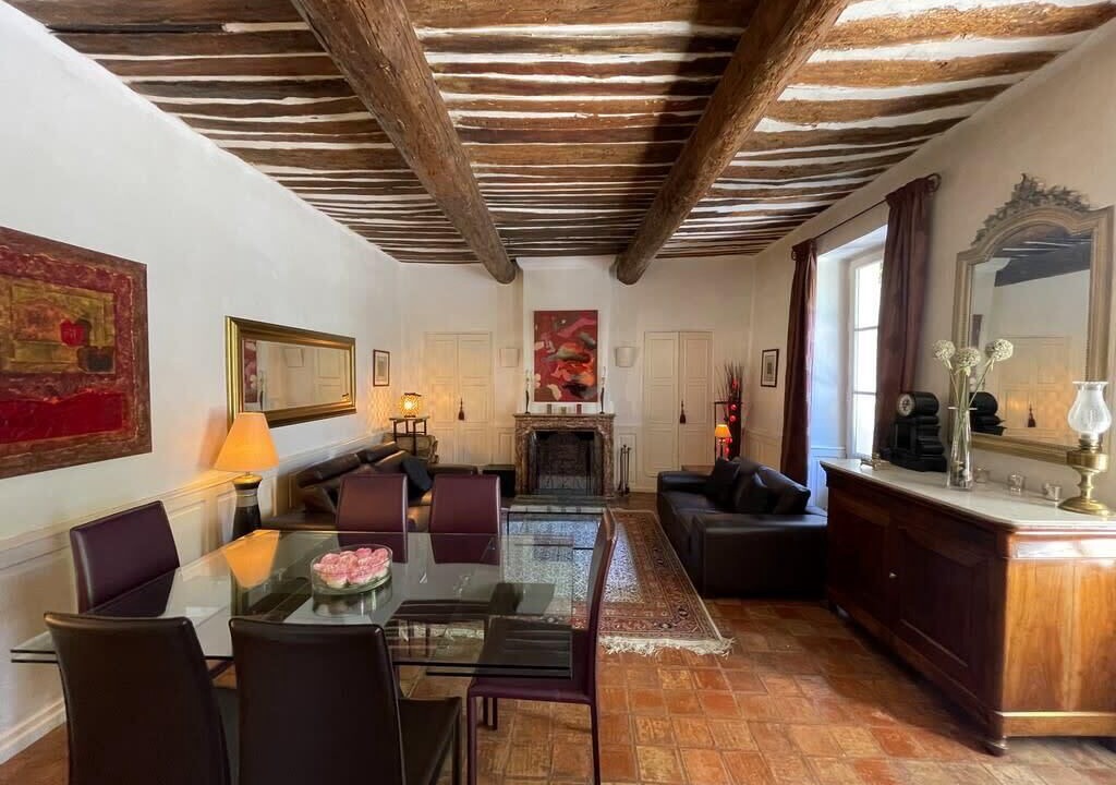 Photo of Bedroom in Lambesc