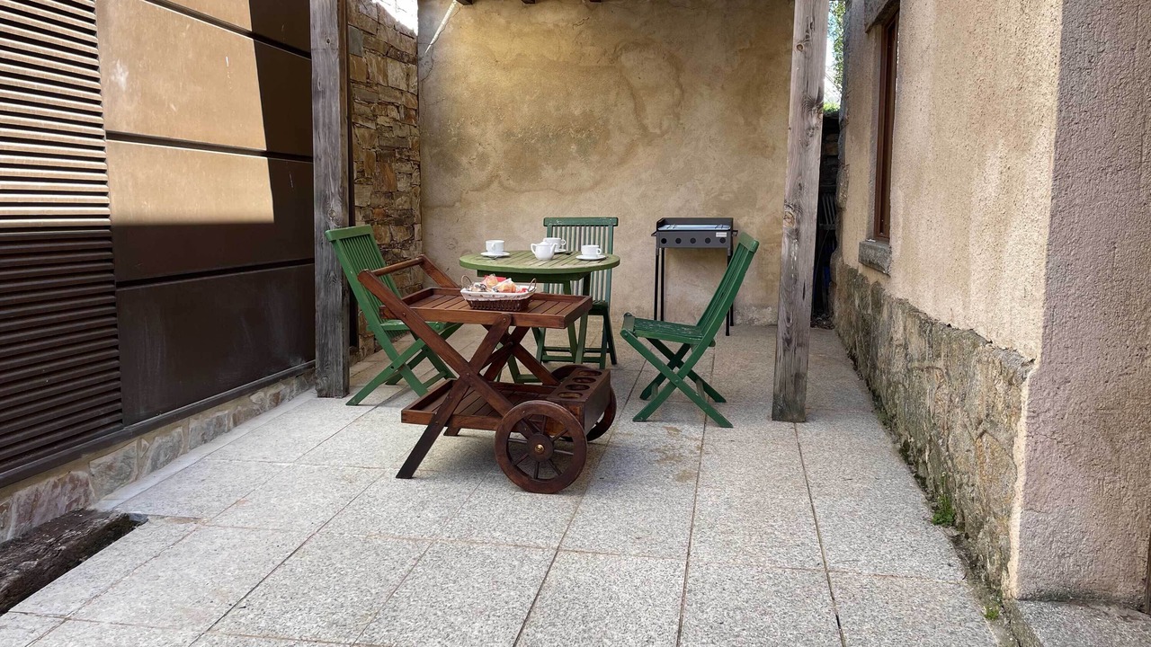 Photo of Outdoor in Madarcos
