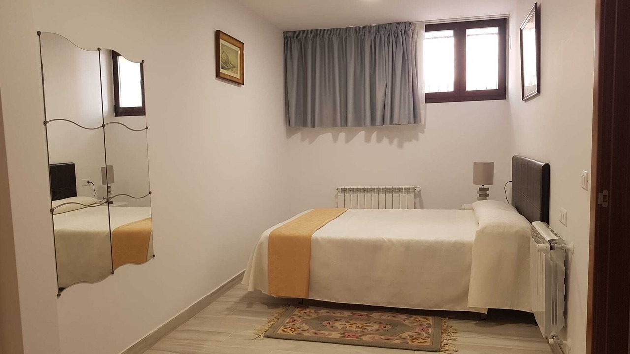 Photo of Bedroom in Villamiel