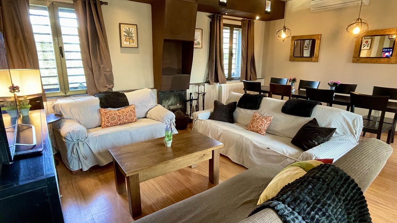 Photo of Livingroom in Madarcos