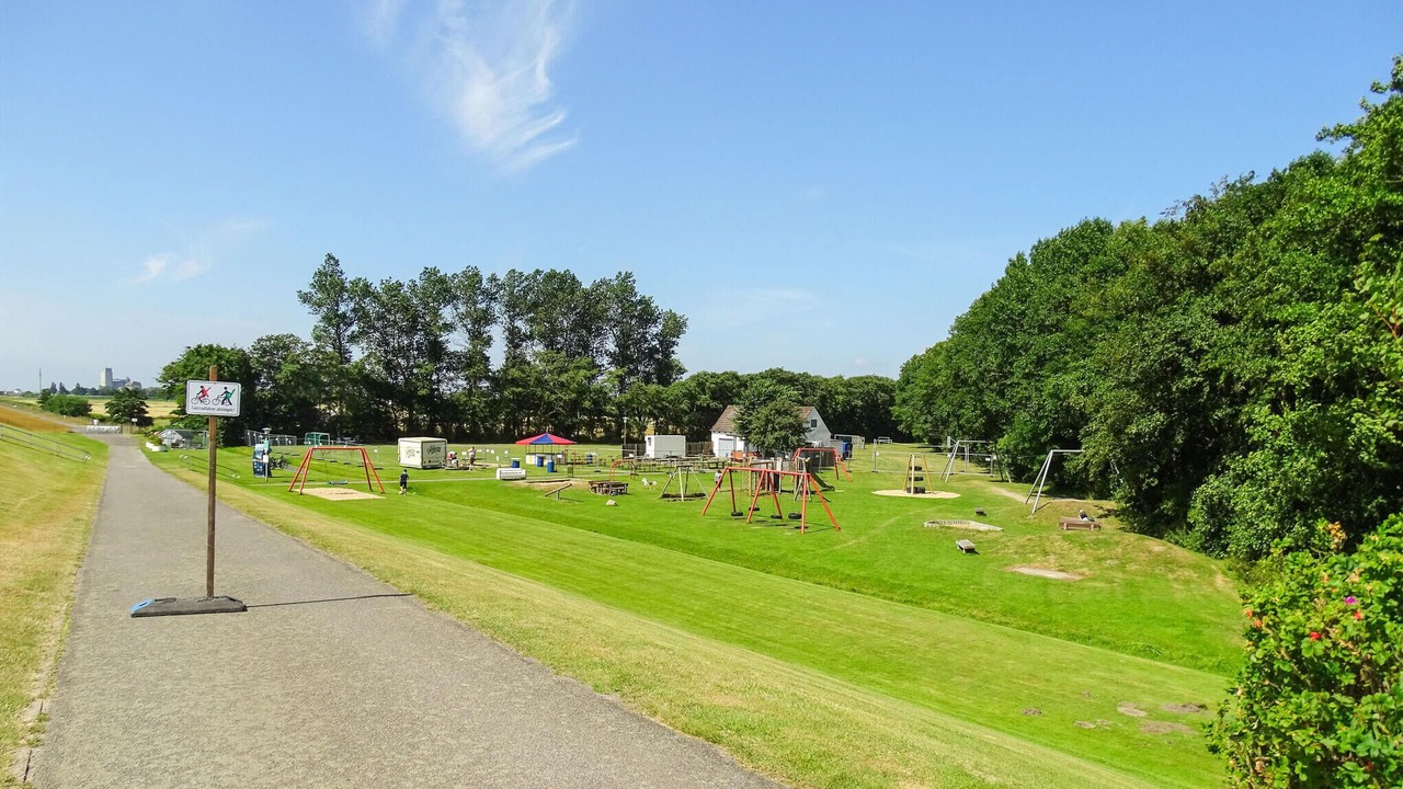 Photo of Others in Stinteck