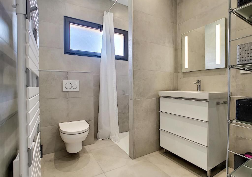 Photo of Bathroom in Cabannes