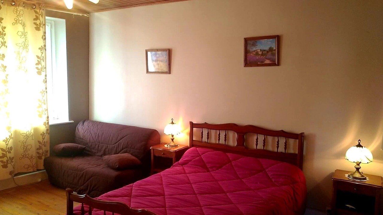 Photo of Bedroom in Charix
