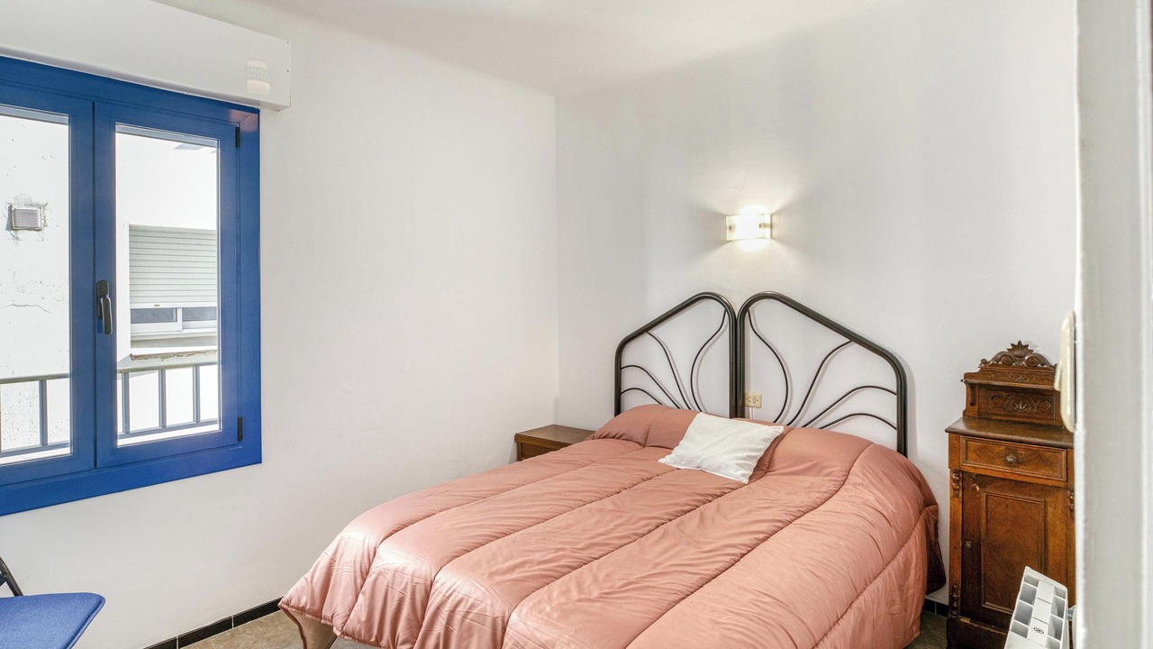 Photo of Bedroom in Llanca
