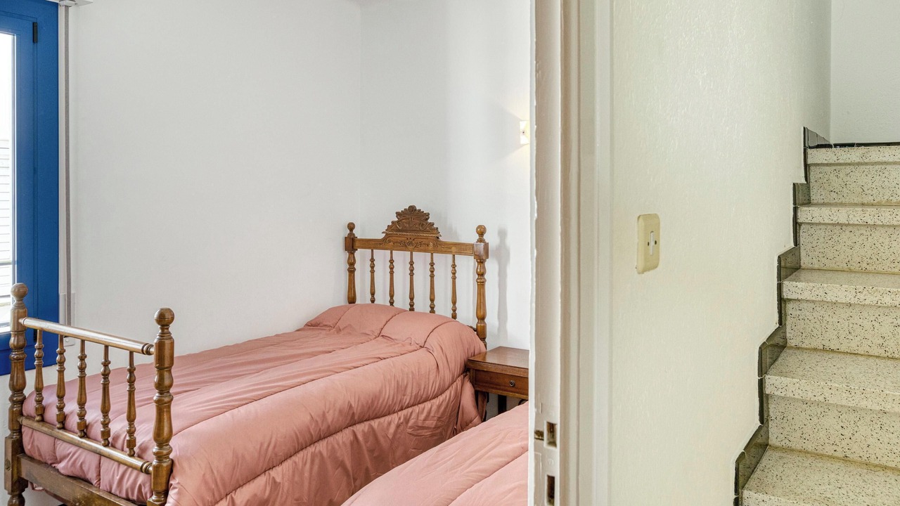 Photo of Bedroom in Llanca