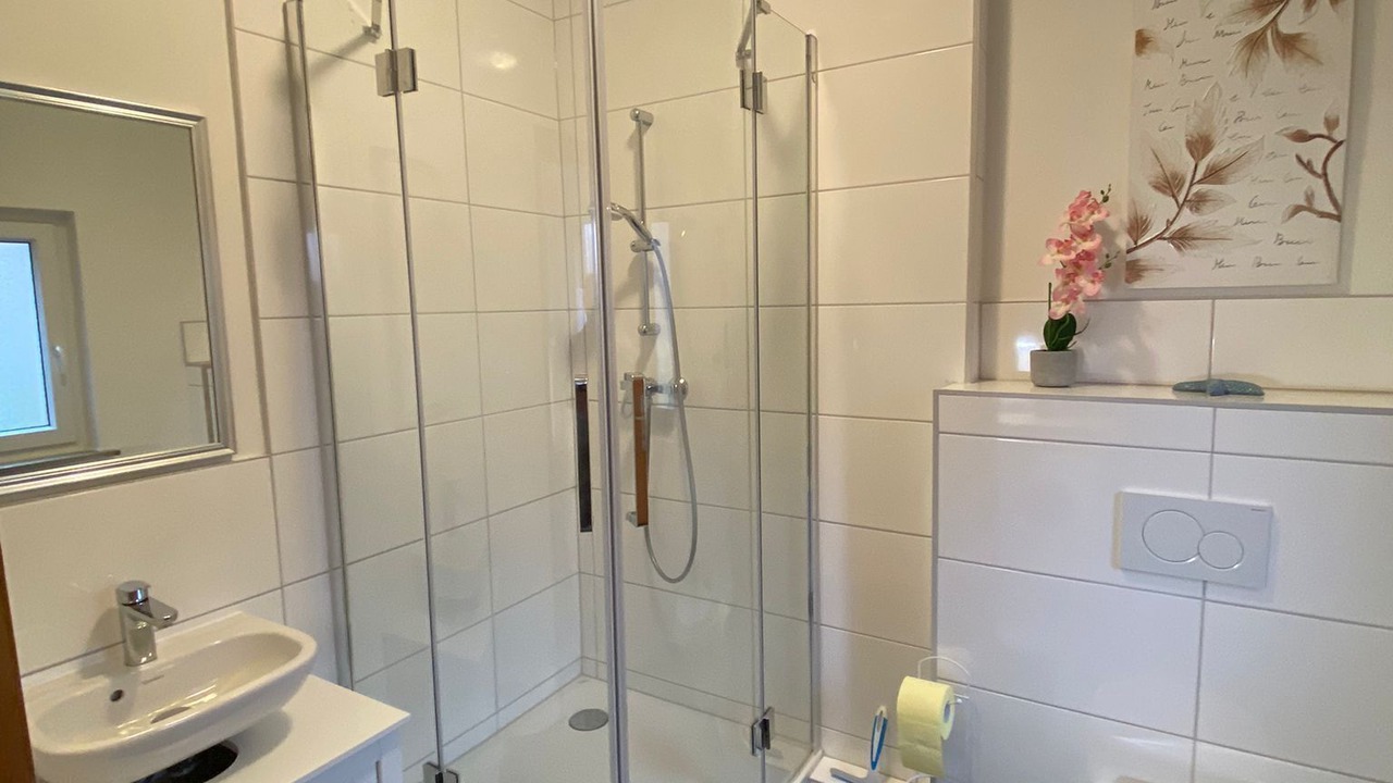 Photo of Bathroom in Tossens