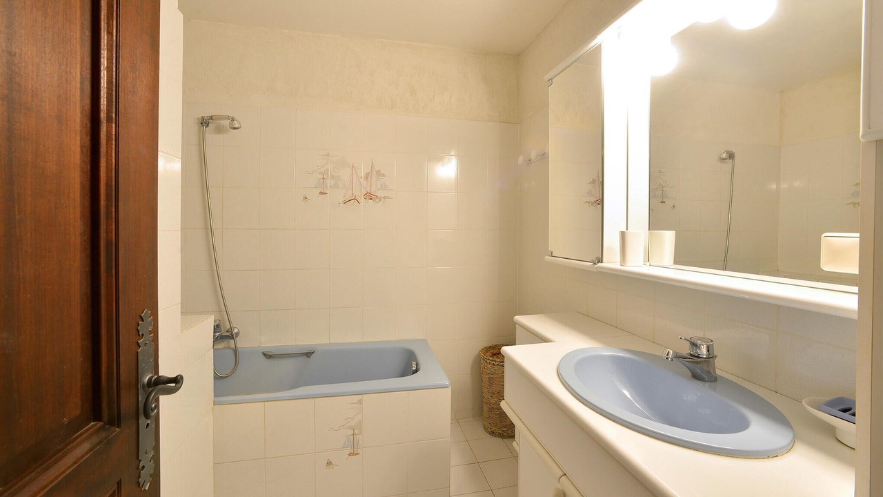Photo of Bathroom in Saintes-Maries-de-la-Mer