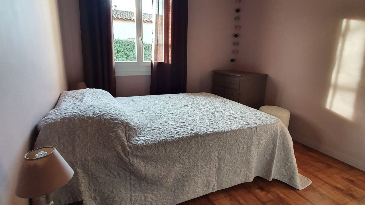 Photo of Bedroom in Molleges