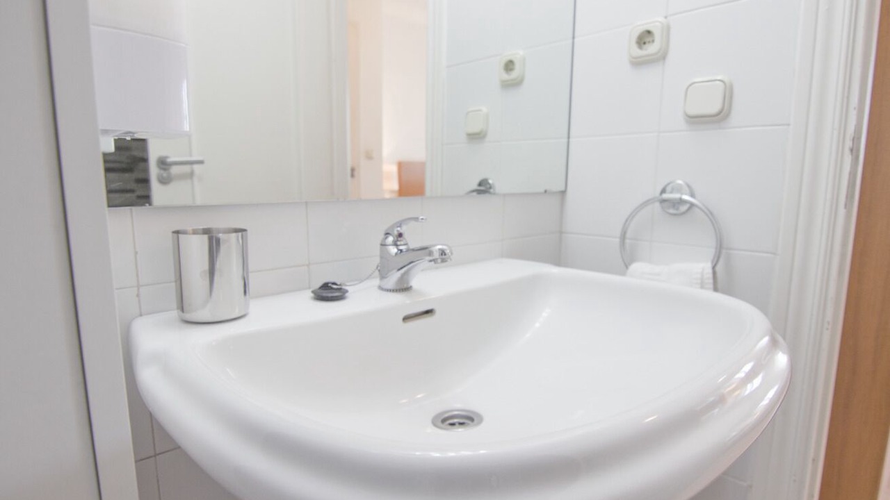 Photo of Bathroom in La Florida