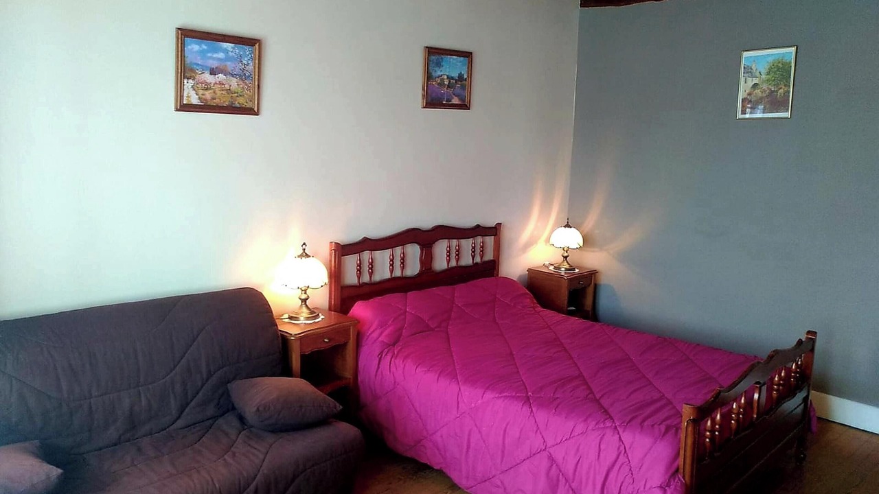 Photo of Bedroom in Charix