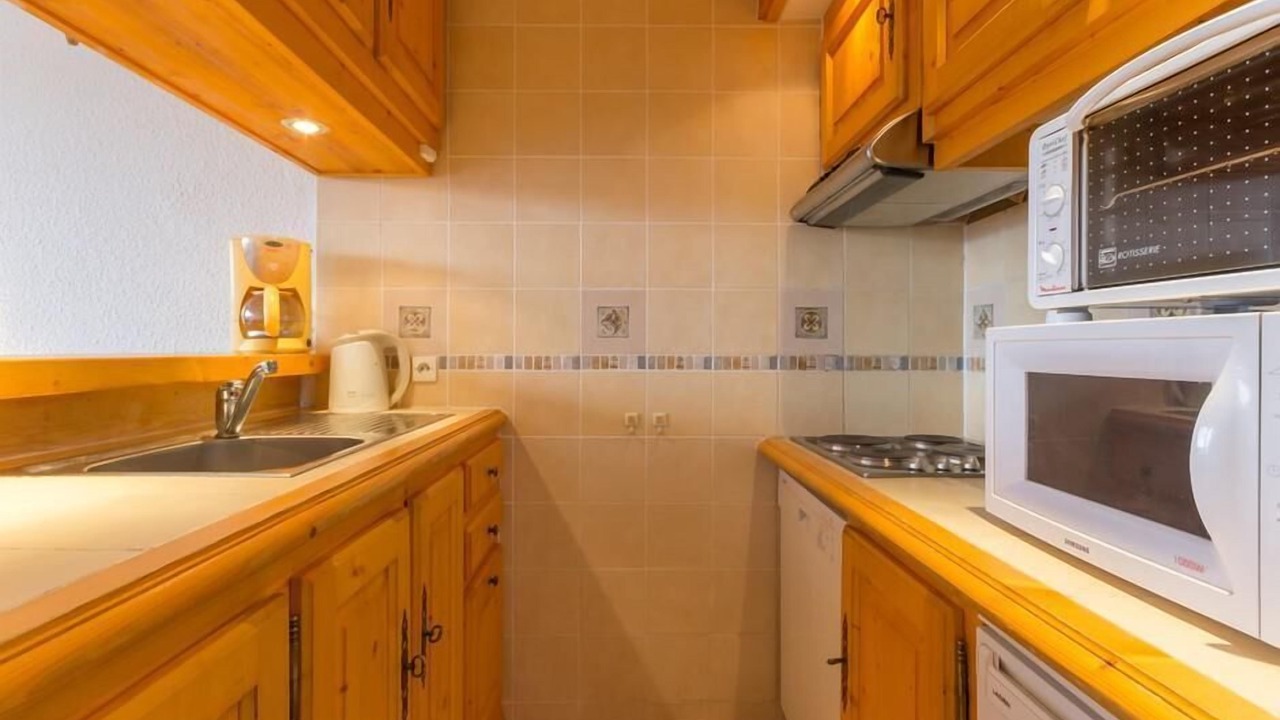 Photo of Kitchen in Arc-1800