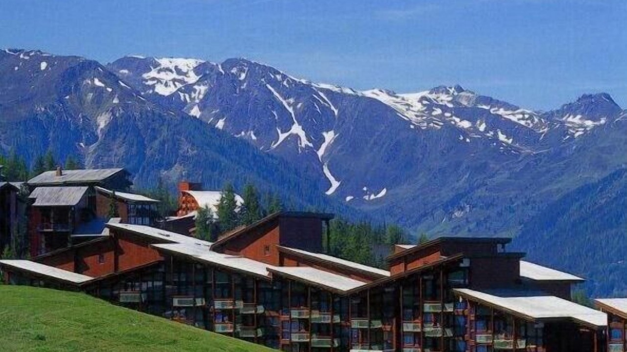 Photo of Outdoor in Arc-1800