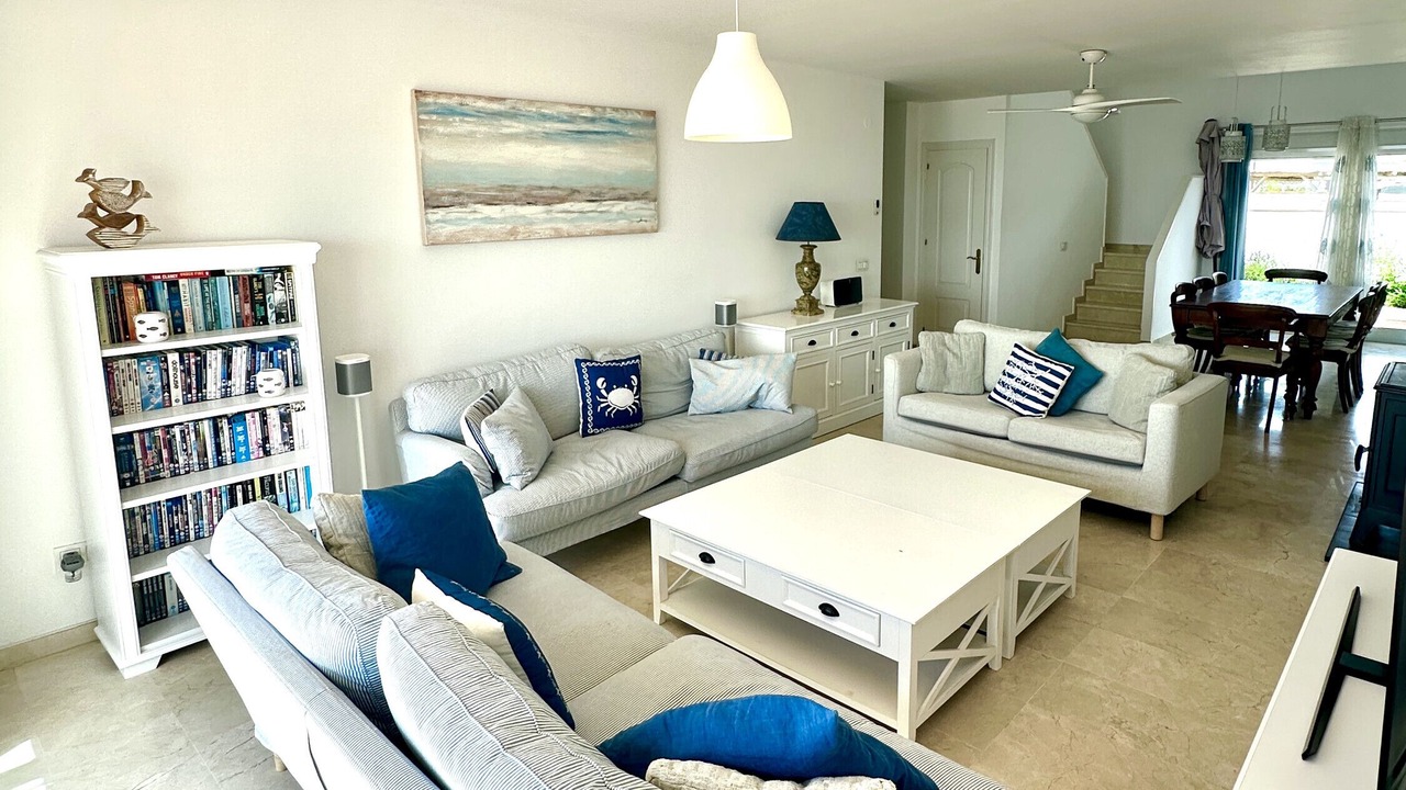 Photo of Livingroom in Bahia Dorada