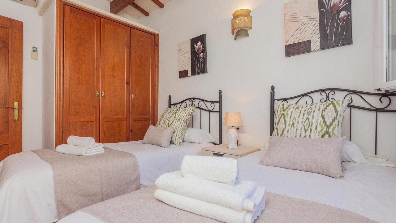 Photo of Bedroom in Cala en Blanes