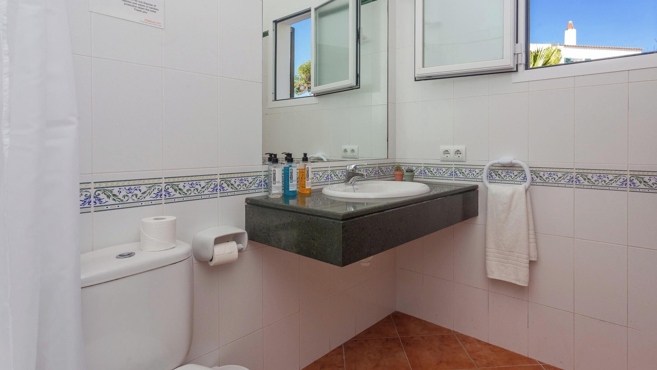 Photo of Bathroom in Cala en Blanes