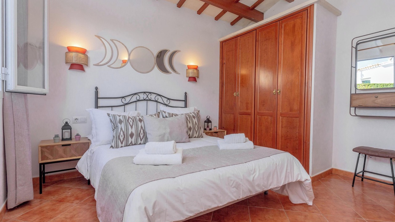 Photo of Bedroom in Cala en Blanes