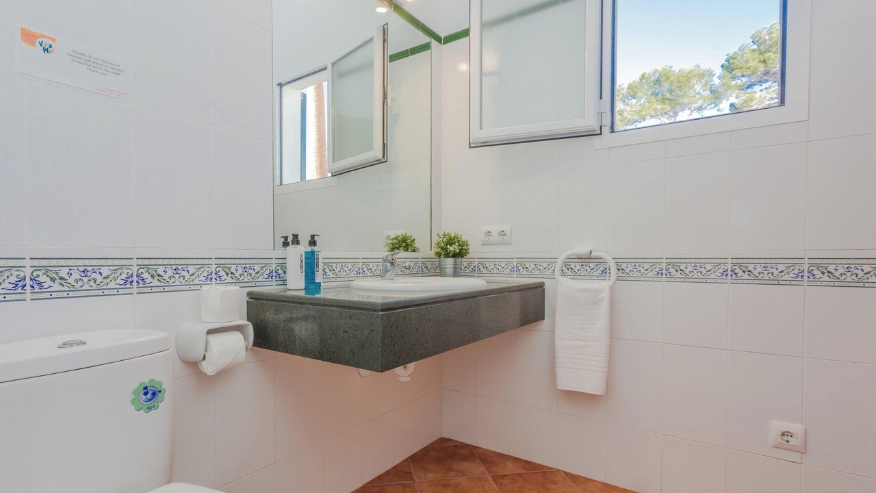 Photo of Bathroom in Cala en Blanes