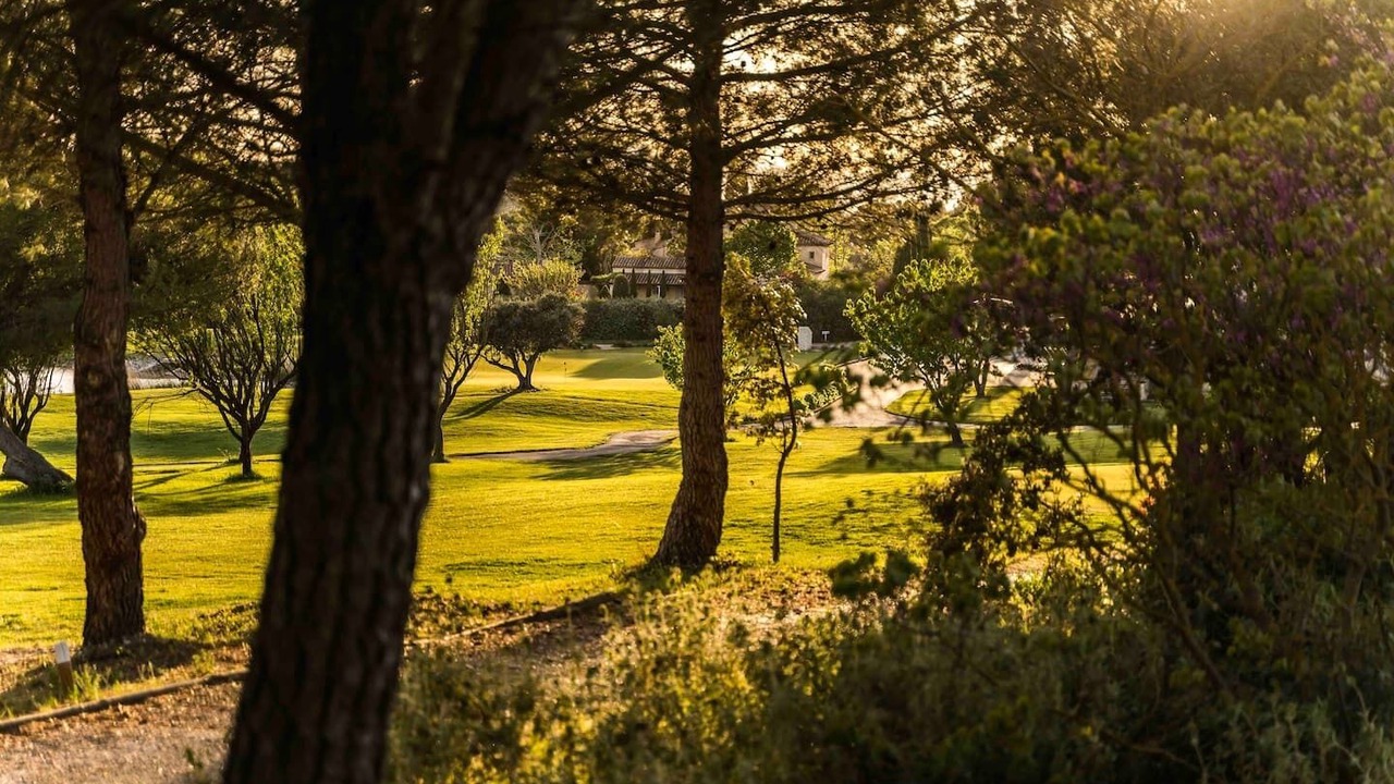 Photo of Outdoor in Pont Royal