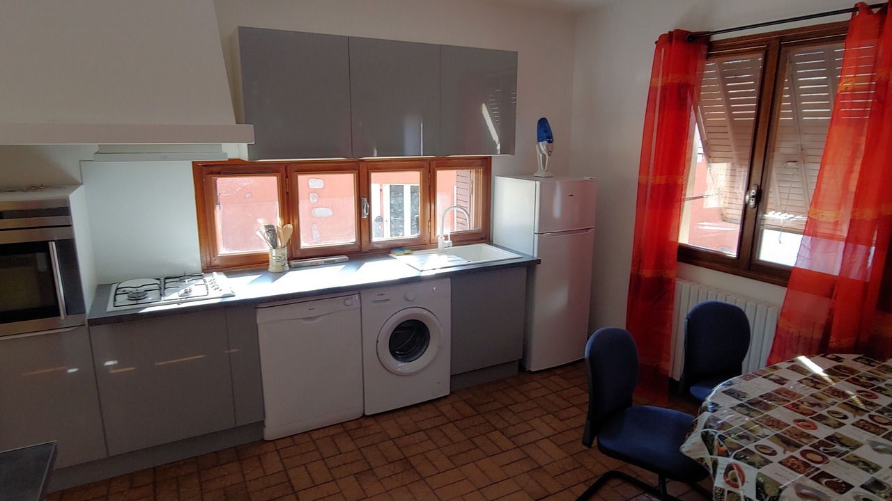 Photo of Kitchen in Tournon-sur-Rhone