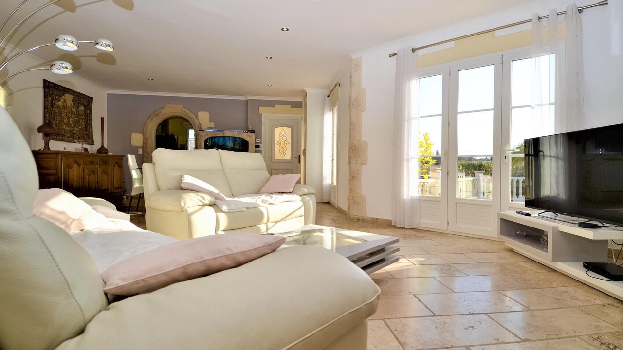 Photo of Bedroom in Jonquieres-Saint-Vincent