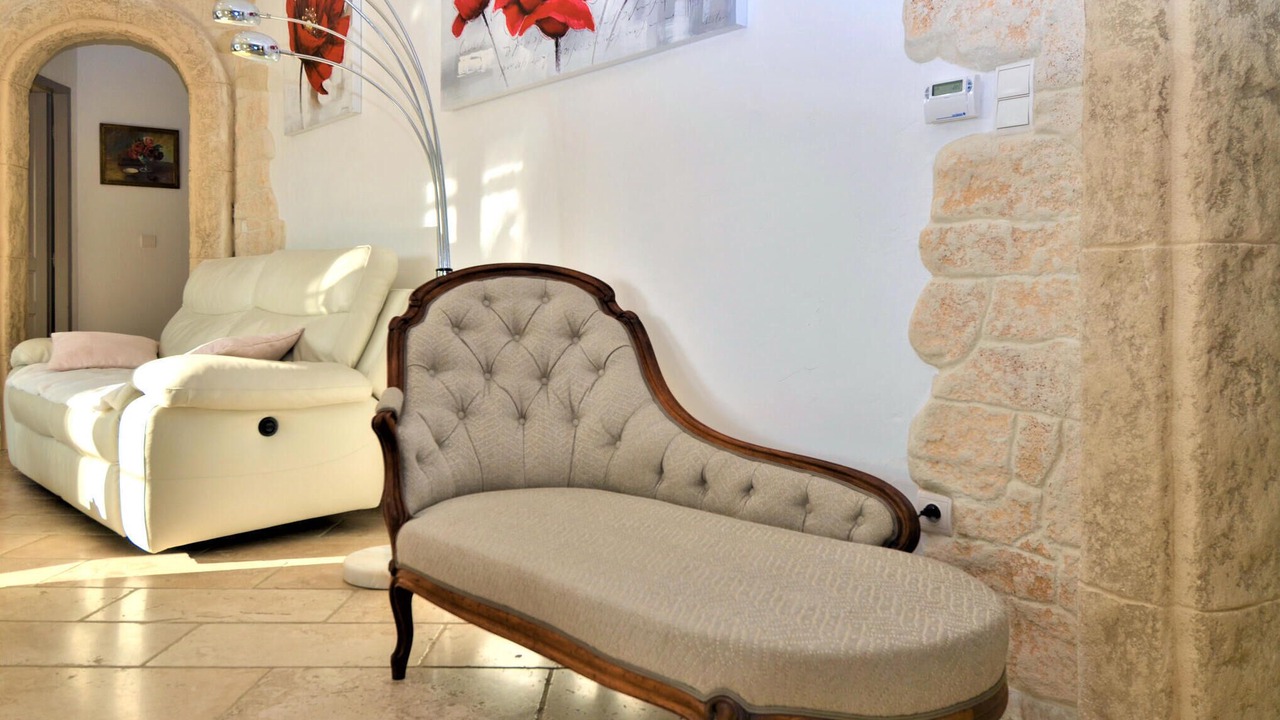 Photo of Bedroom in Jonquieres-Saint-Vincent