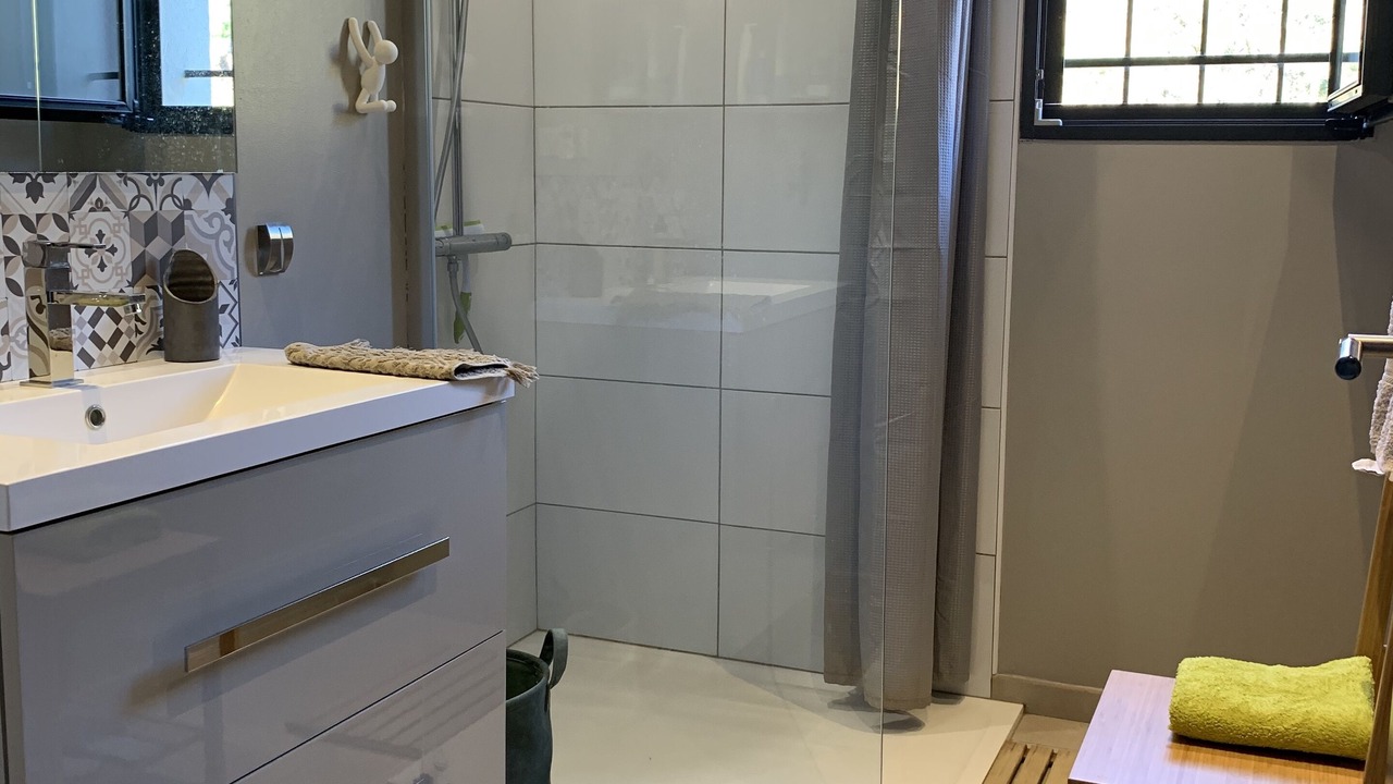 Photo of Bathroom in Sommieres