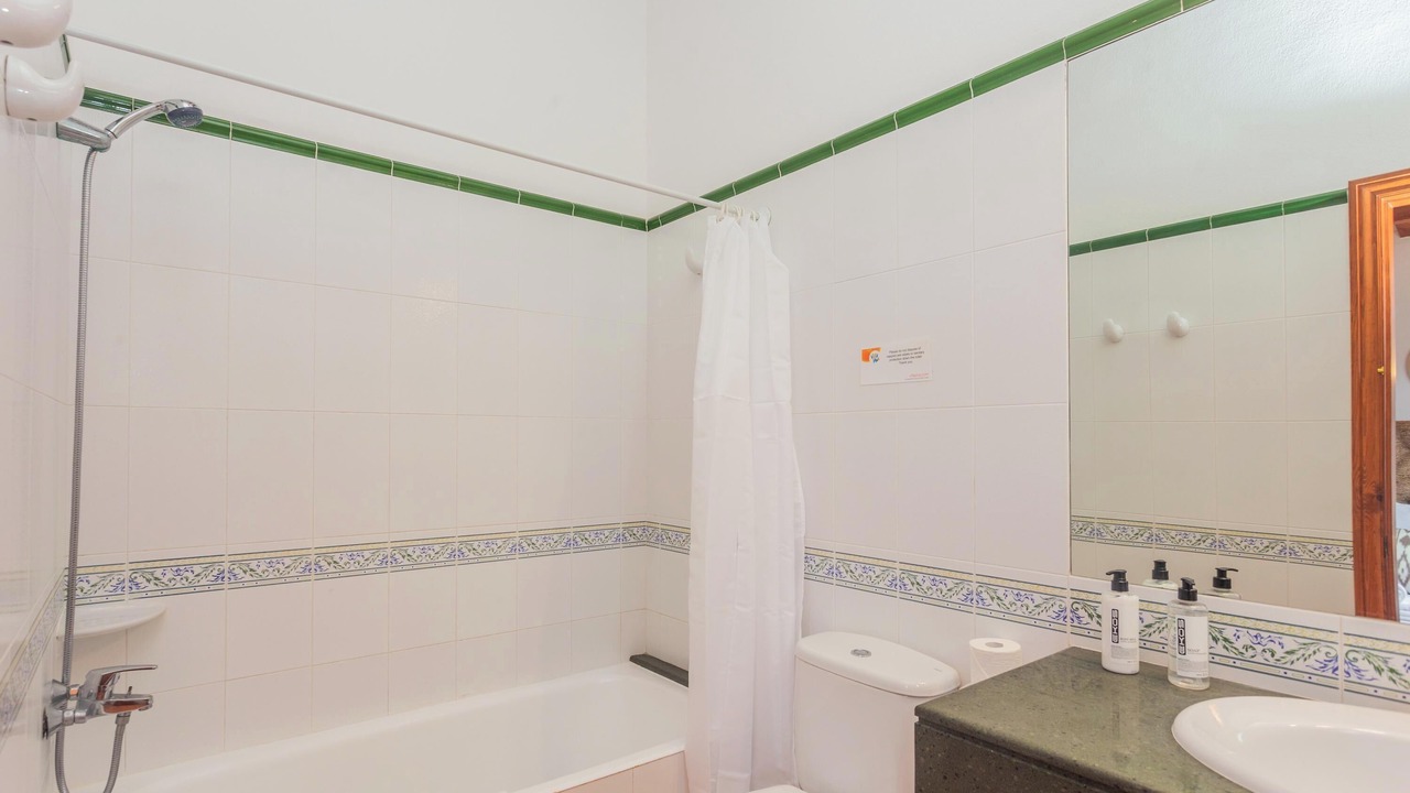 Photo of Bathroom in Cala en Blanes