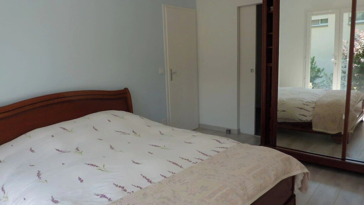 Photo of Bedroom in Excenevex