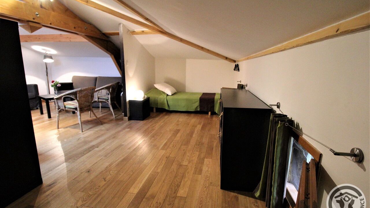 Photo of Bedroom in Lyon