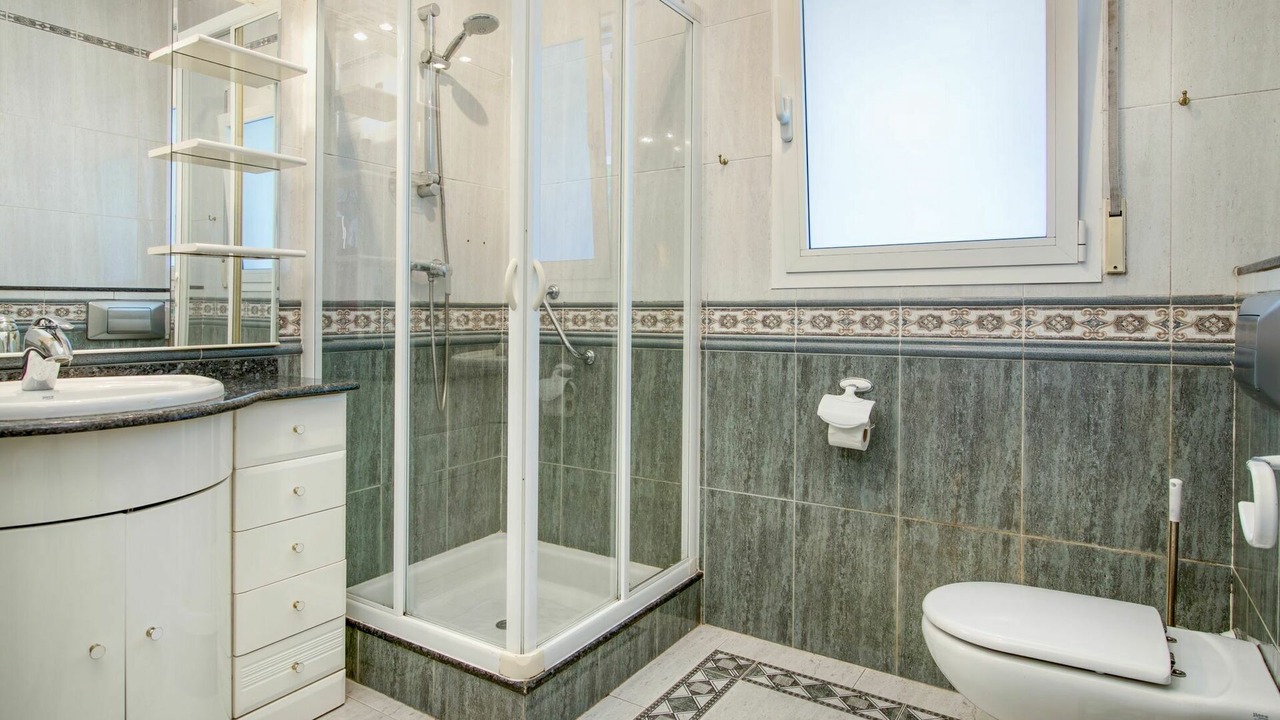 Photo of Bathroom in Trencall