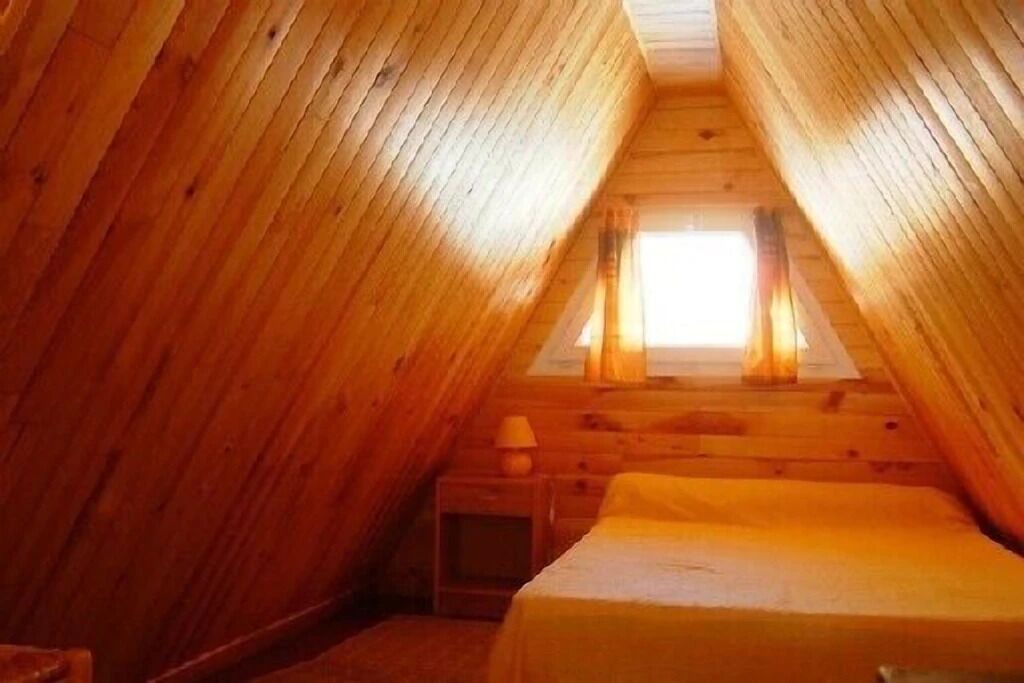 Photo of Bedroom in Campan