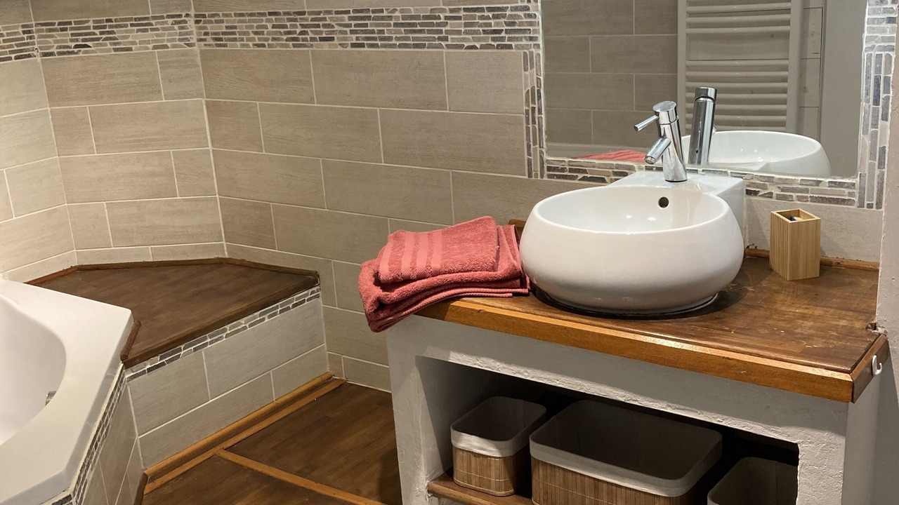 Photo of Bathroom in Seyssel
