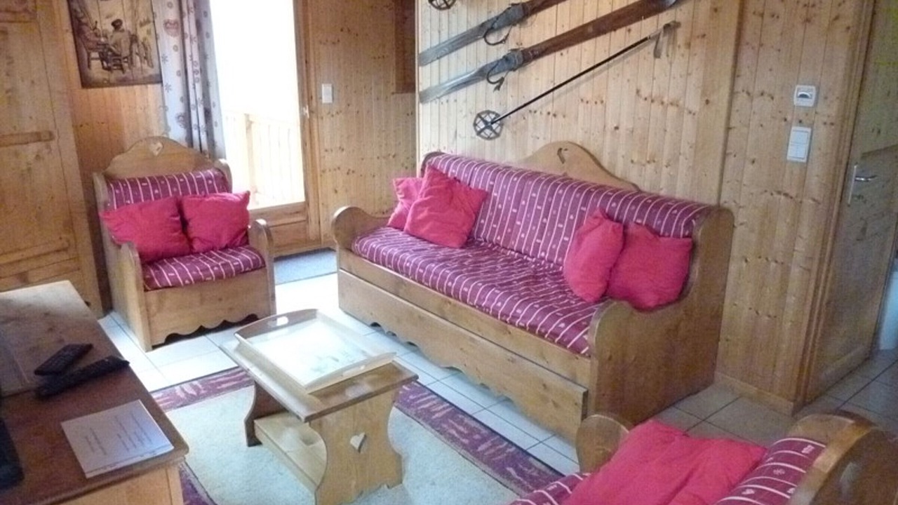 Photo of Livingroom in Station de Drouzin le Mont