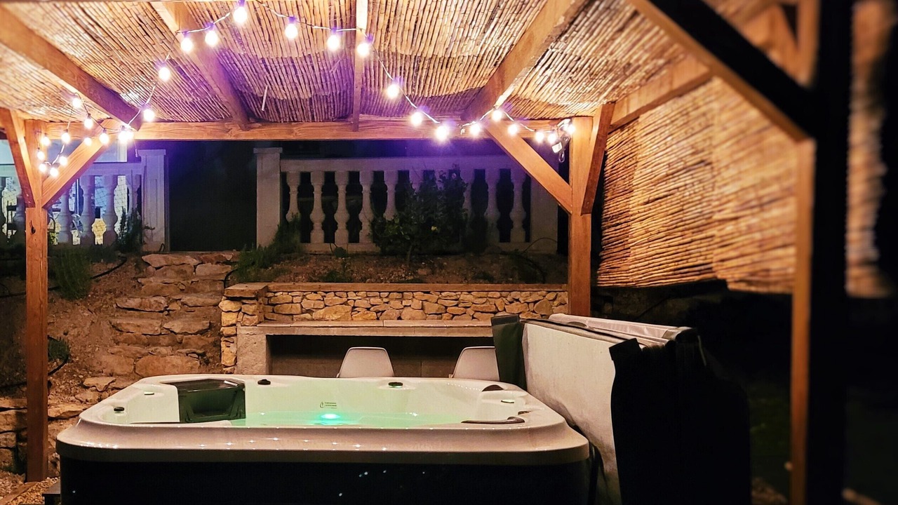 Photo of Patio Balcony in Cucuron