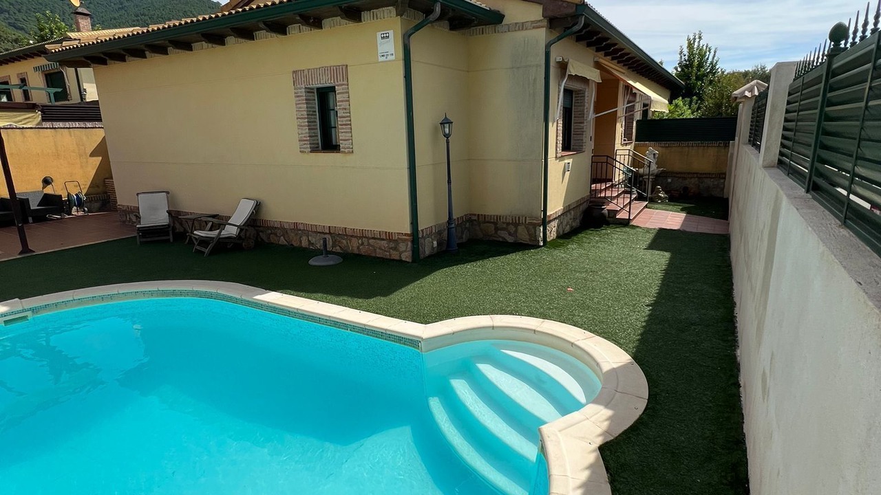 Photo of Outdoor in La Adrada