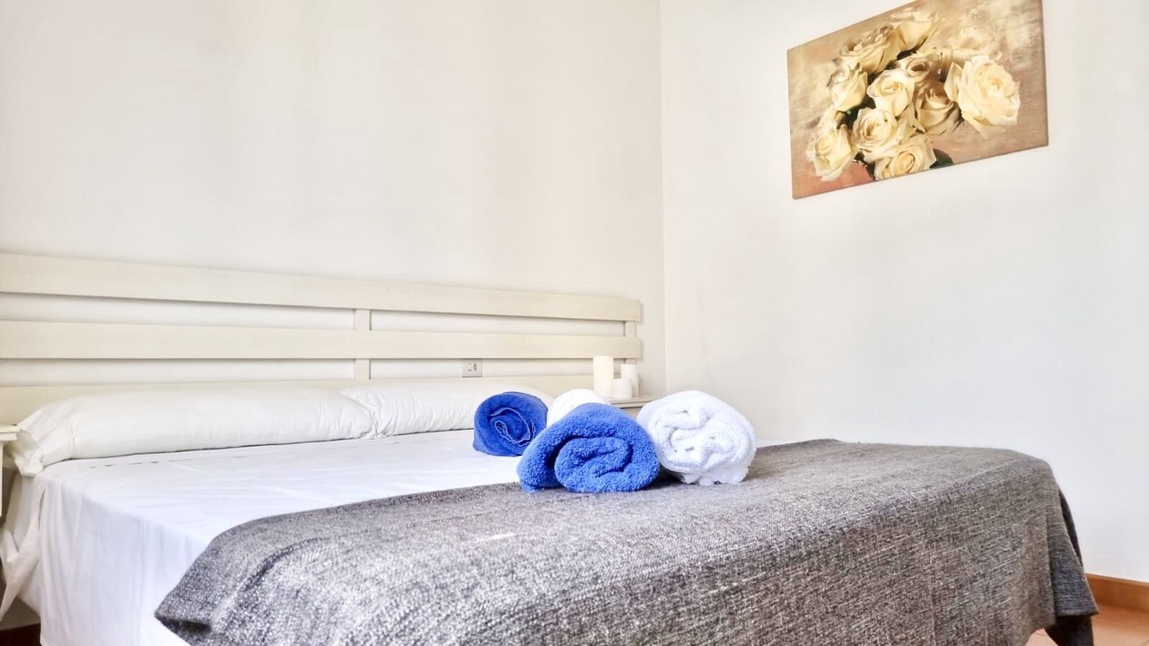 Photo of Bedroom in Cala Blanca