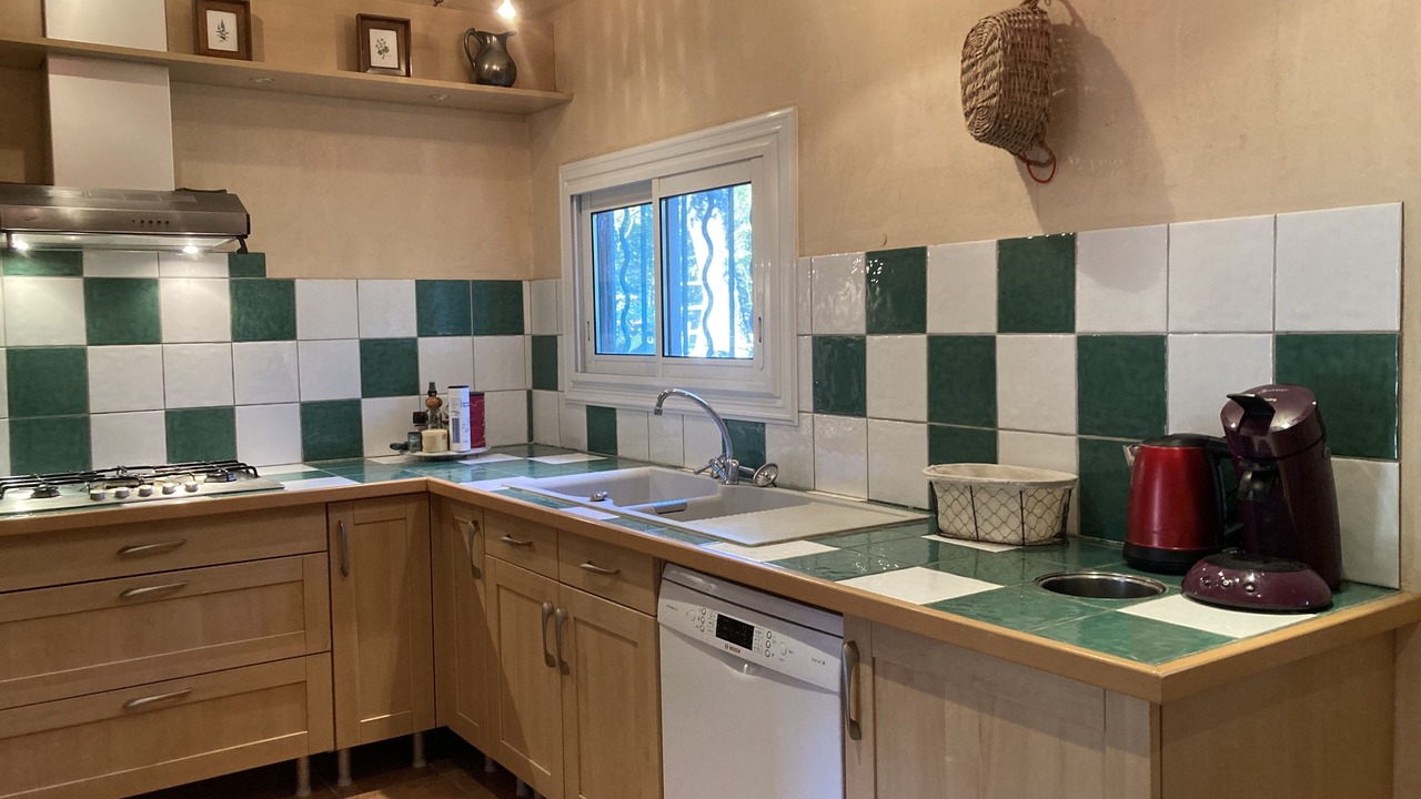 Photo of Kitchen in Collias