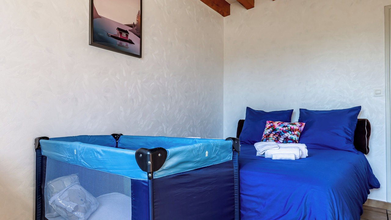 Photo of Bedroom in Chasse-sur-Rhone