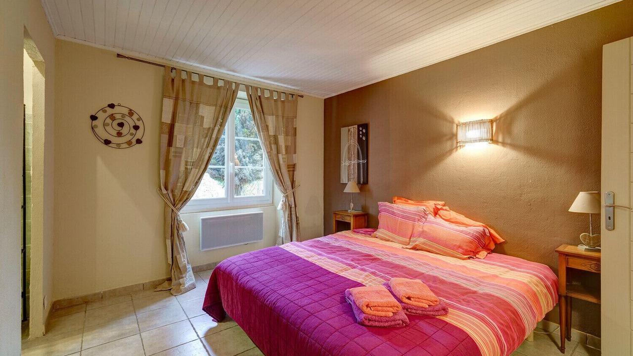 Photo of Bedroom in Tresques