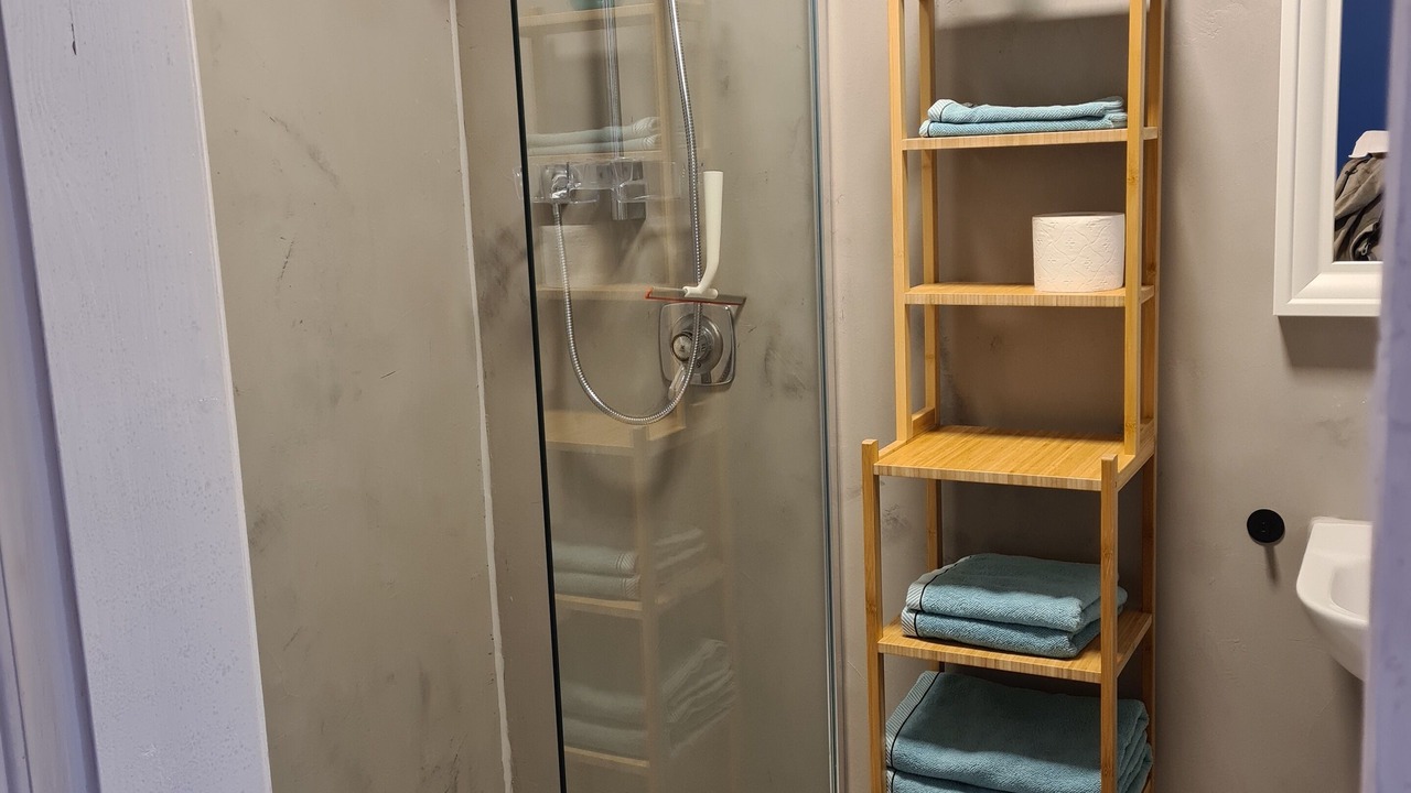Photo of Bathroom in Ihlienworth