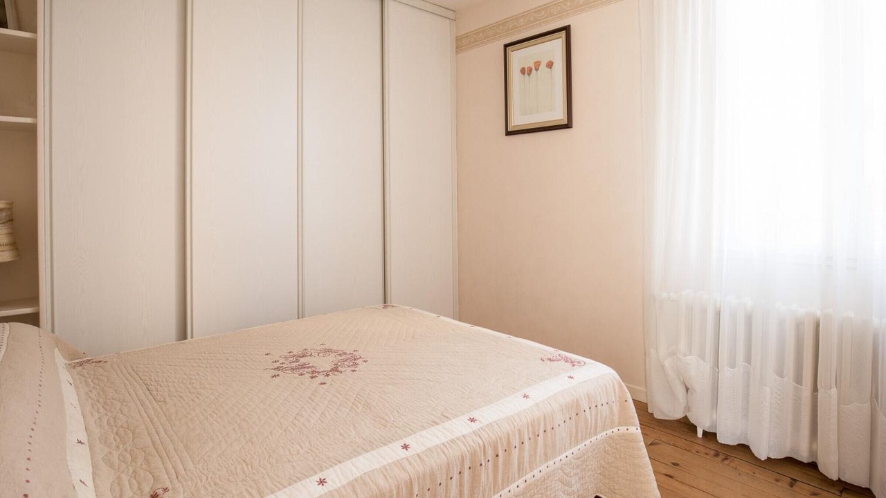 Photo of Bedroom in Le Lardin-Saint-Lazare